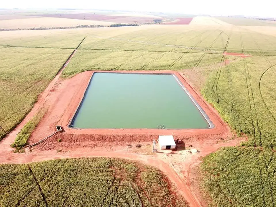 Reservatório de água em propriedade rural — foto 21
